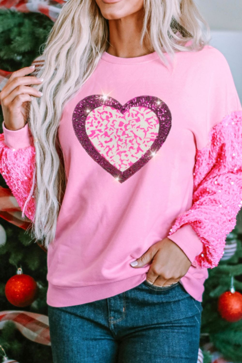 WestCloset Valentine’s Day Sequin Heart Long Sleeve Sweatshirt