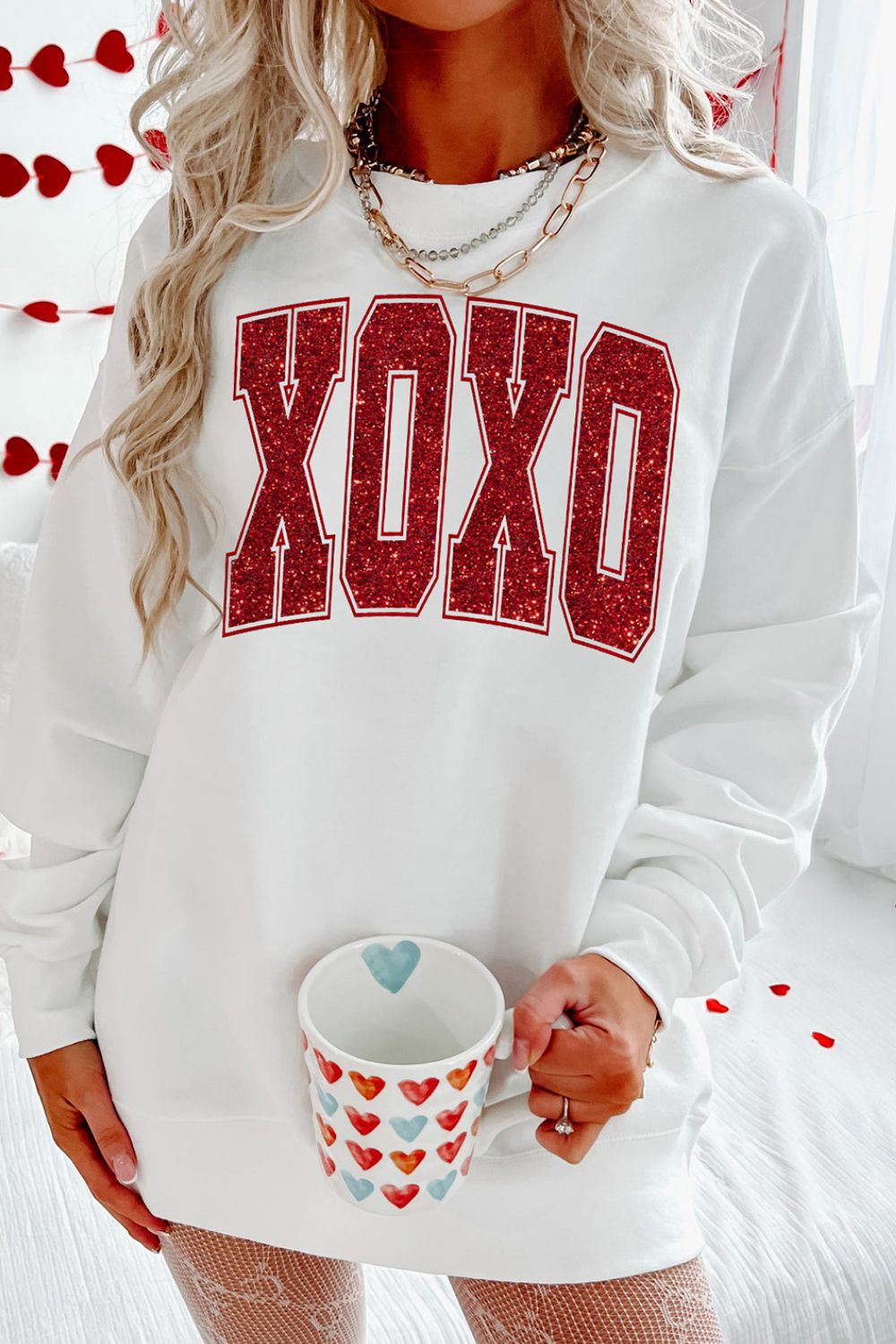 WestCloset Valentine’s Day XOXO Glitter Round Neck Sweatshirt