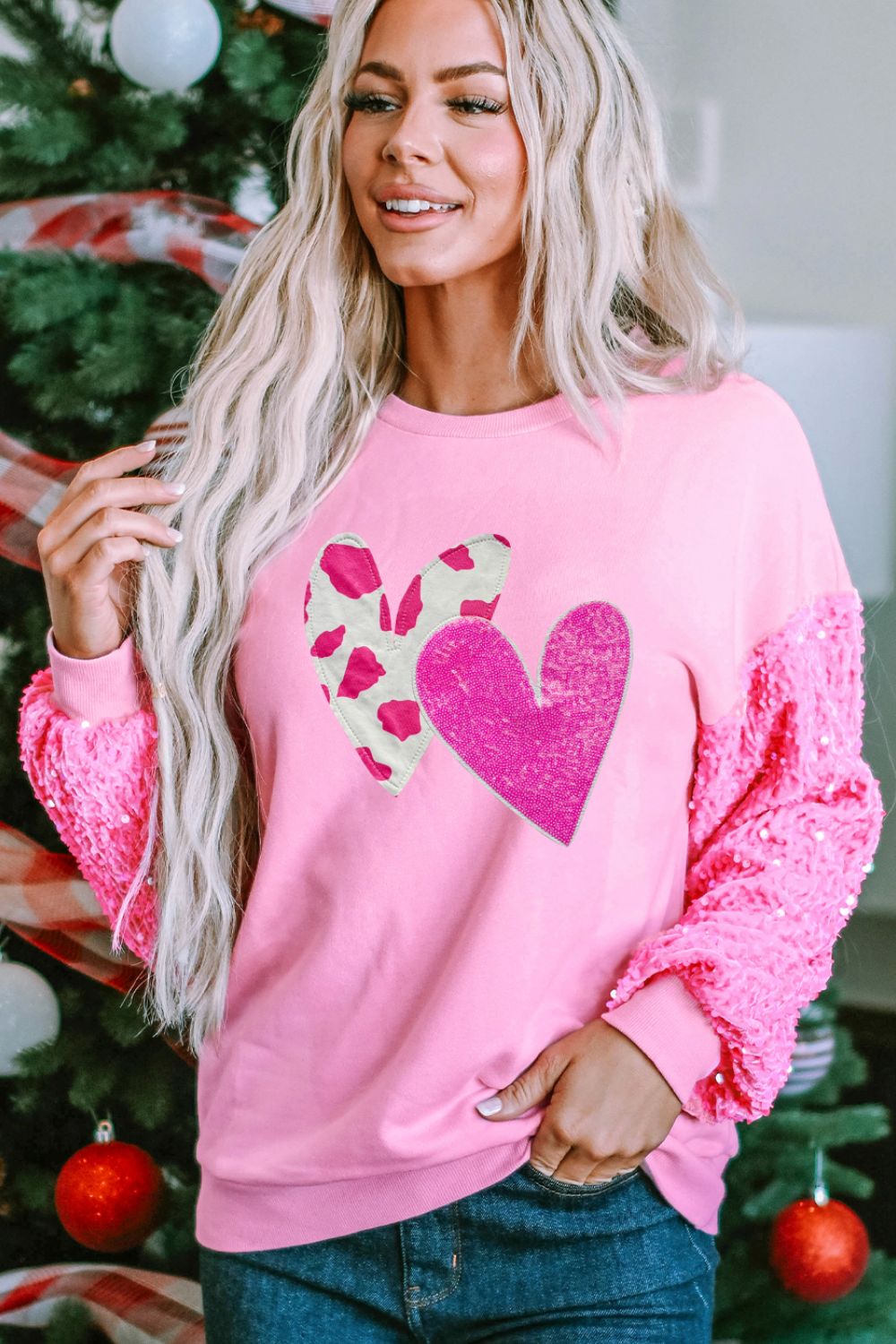 WestCloset Valentine’s Day Sequin Heart Long Sleeve Sweatshirt