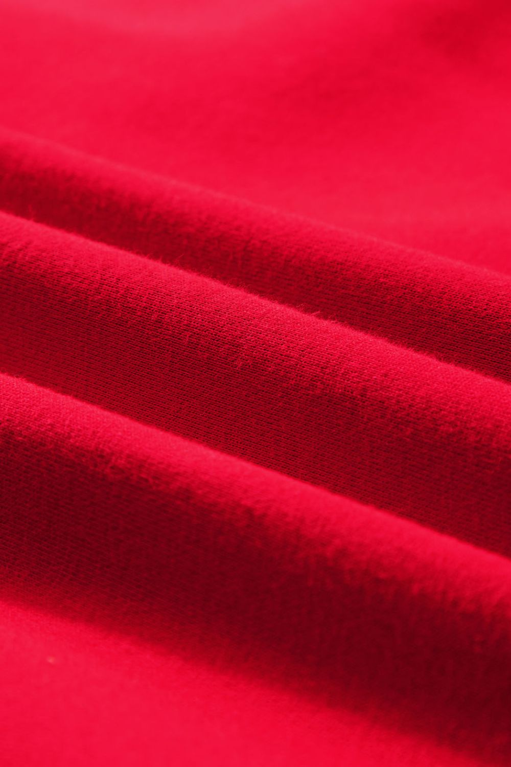 Casual Valentine’s outfit for women – red sweater