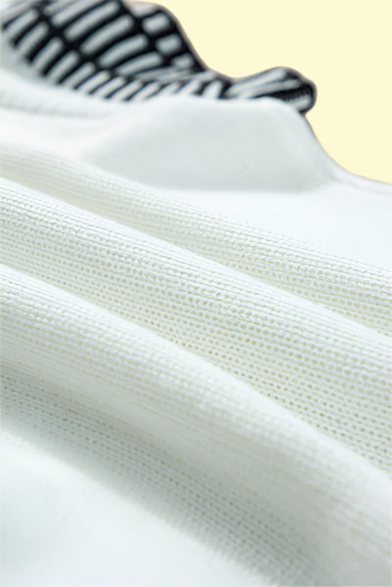 Soft and stylish acrylic-cotton blend top