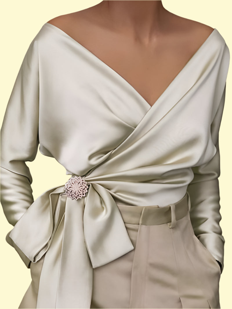 Sophisticated surplice blouse in cream color