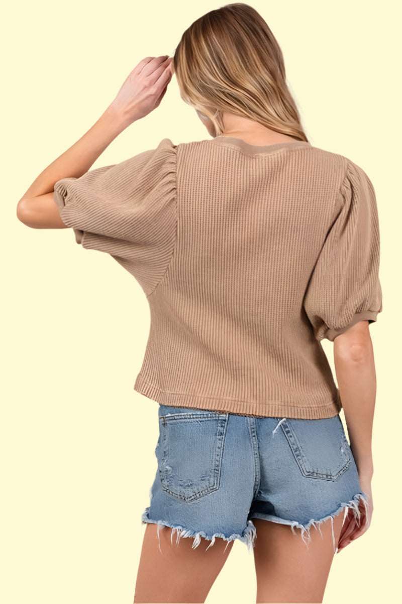 Waffle knit crop top for fall fashion