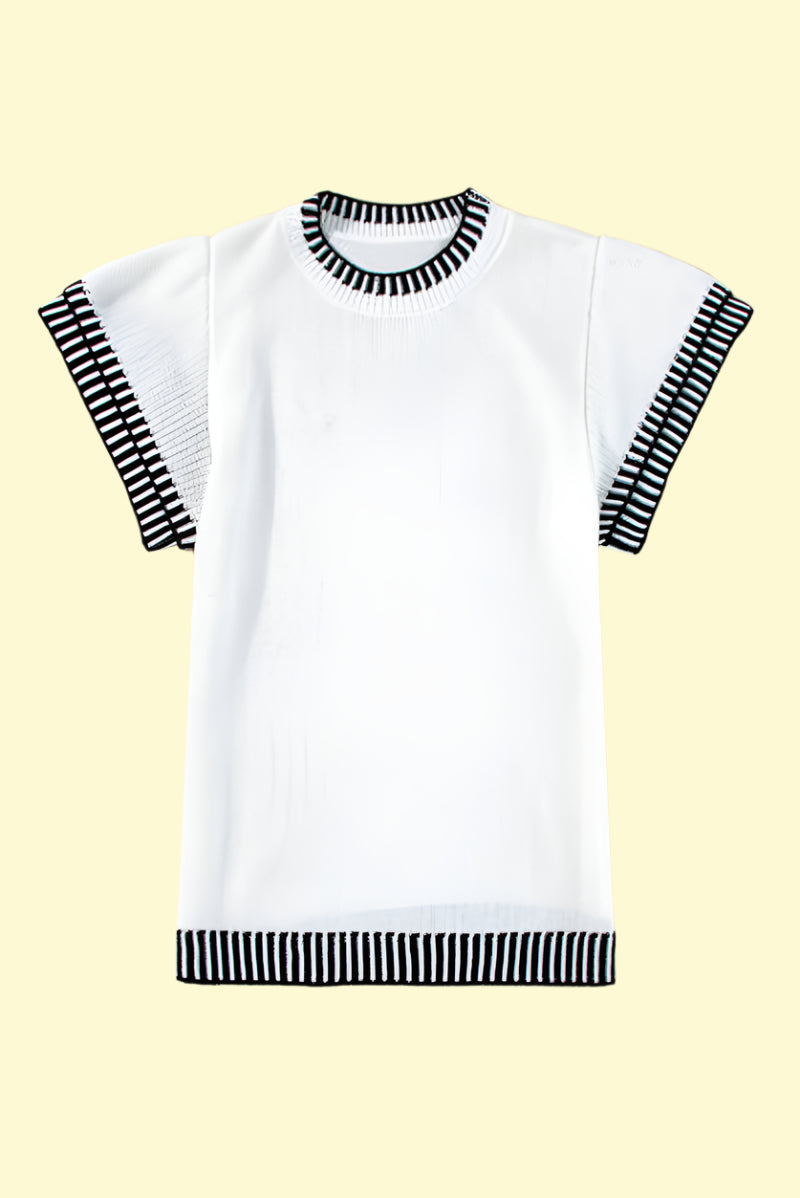 White round neck basic knit tee for women