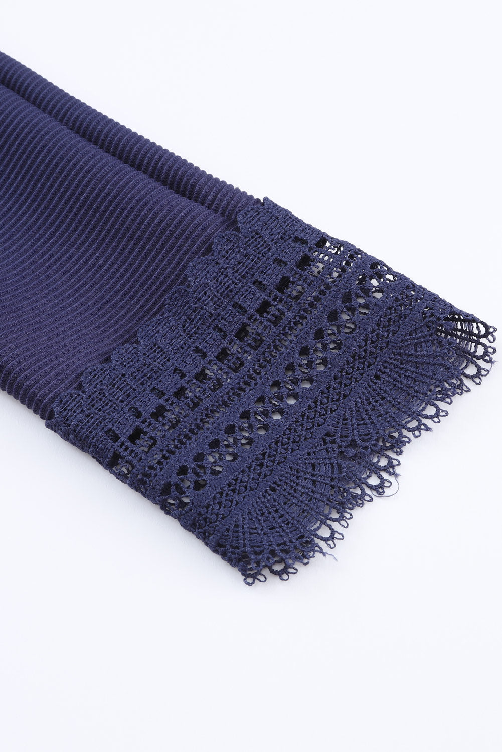 WestCloset Lace Detail V-Neck Long Sleeve T-Shirt