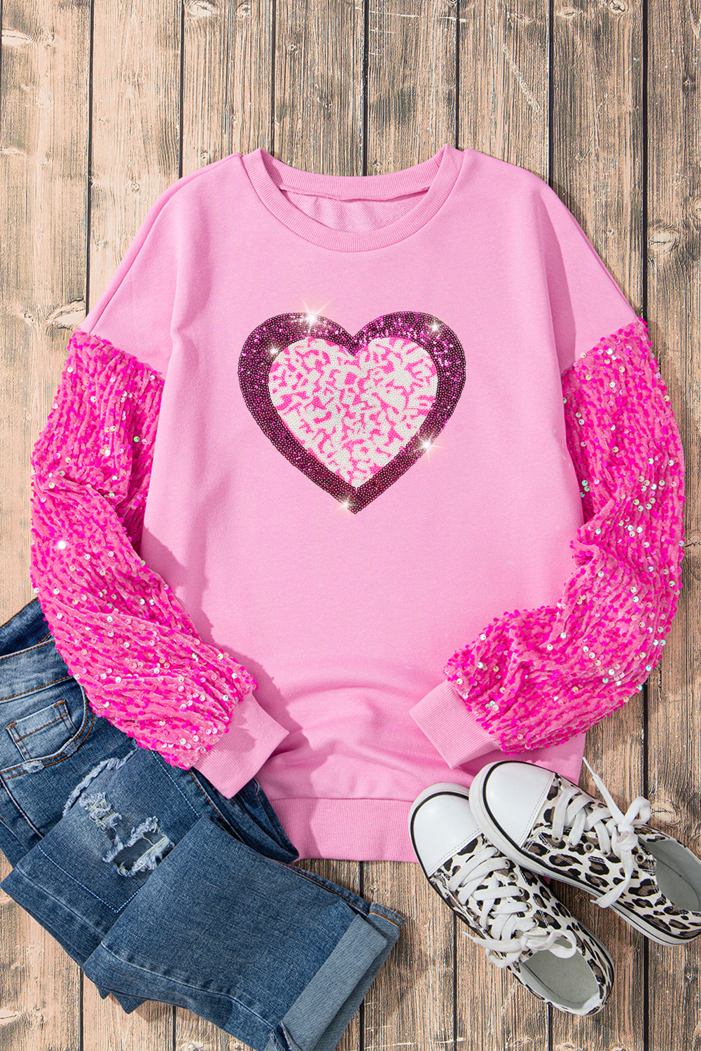 WestCloset Valentine’s Day Sequin Heart Long Sleeve Sweatshirt