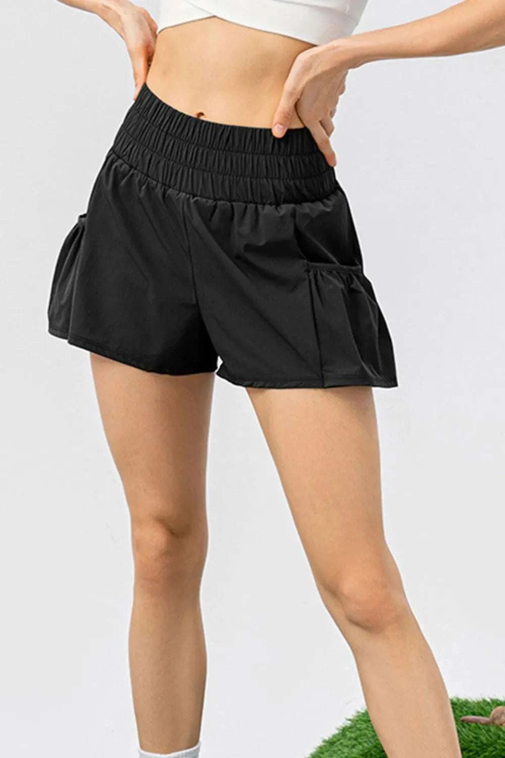 Elastic Waist Pocketed Active Shorts WESTCLOSET