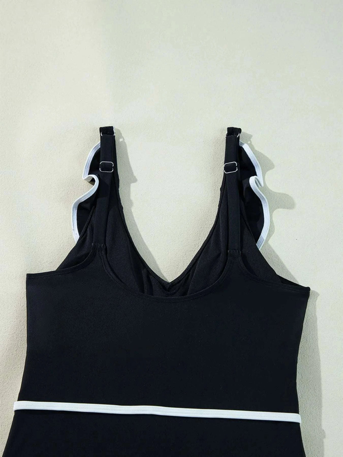 Ruffle Trim V-Neck One-Piece Swimsuit WESTCLOSET