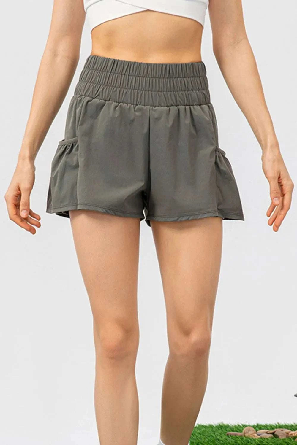 Elastic Waist Pocketed Active Shorts WESTCLOSET