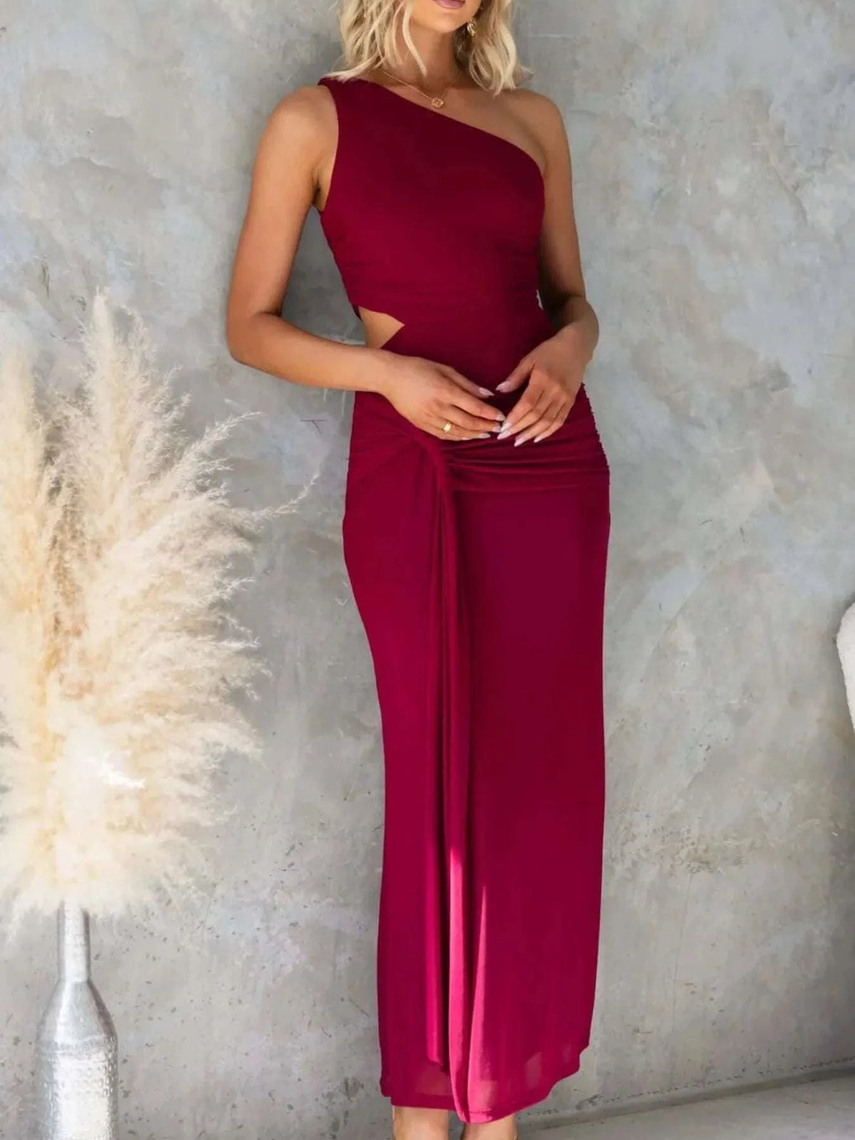 One-Shoulder Cutout Bodycon Maxi Dress WESTCLOSET