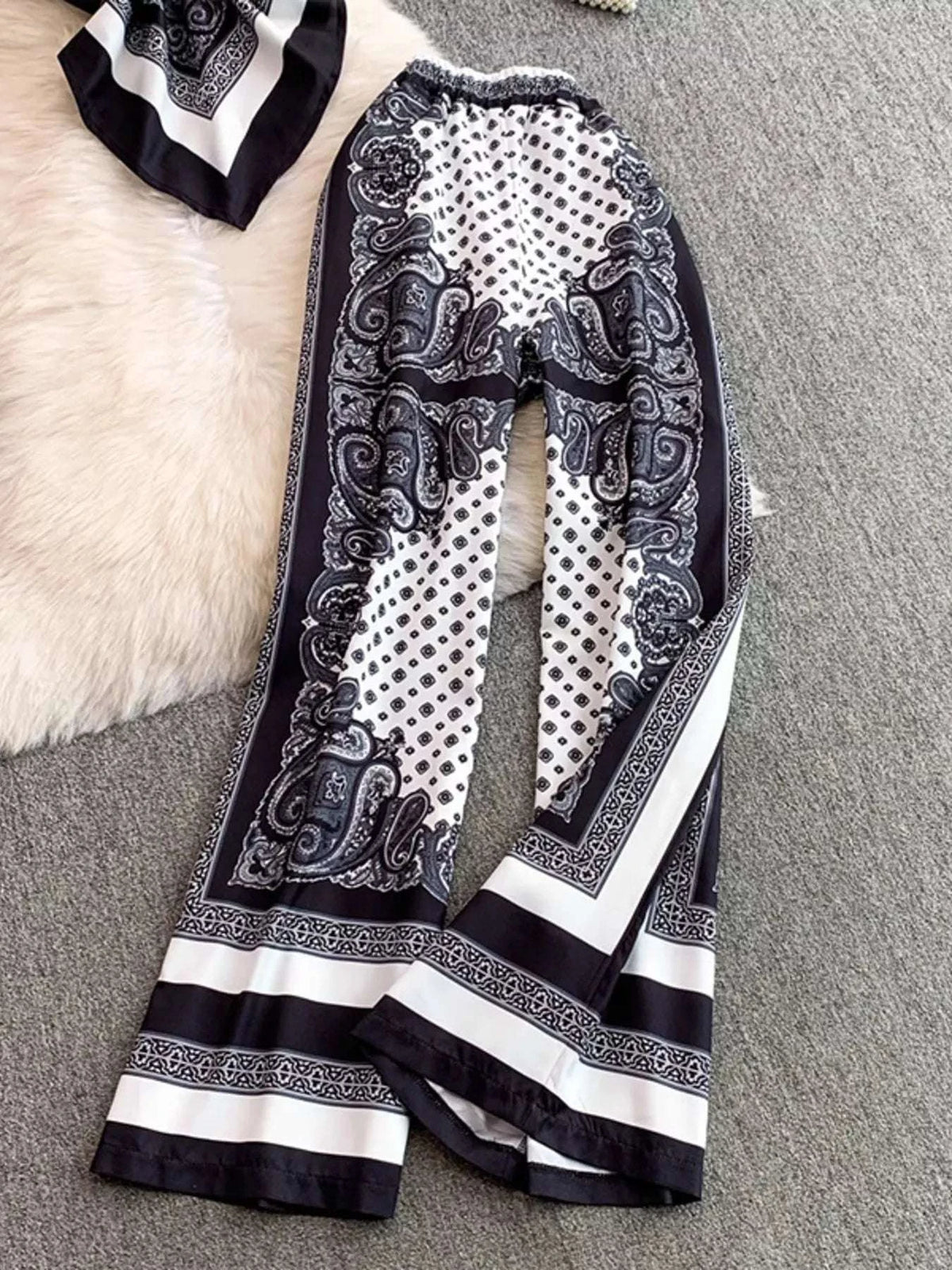 Tie Back Printed Cami and Pants Set WESTCLOSET