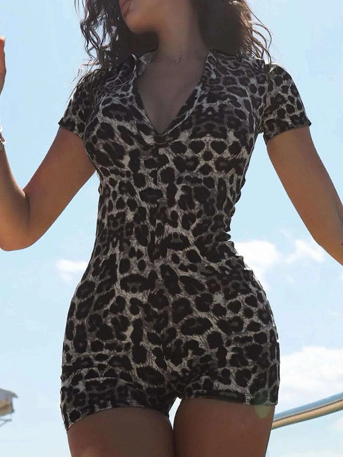 Leopard Print Short Sleeve Romper WESTCLOSET