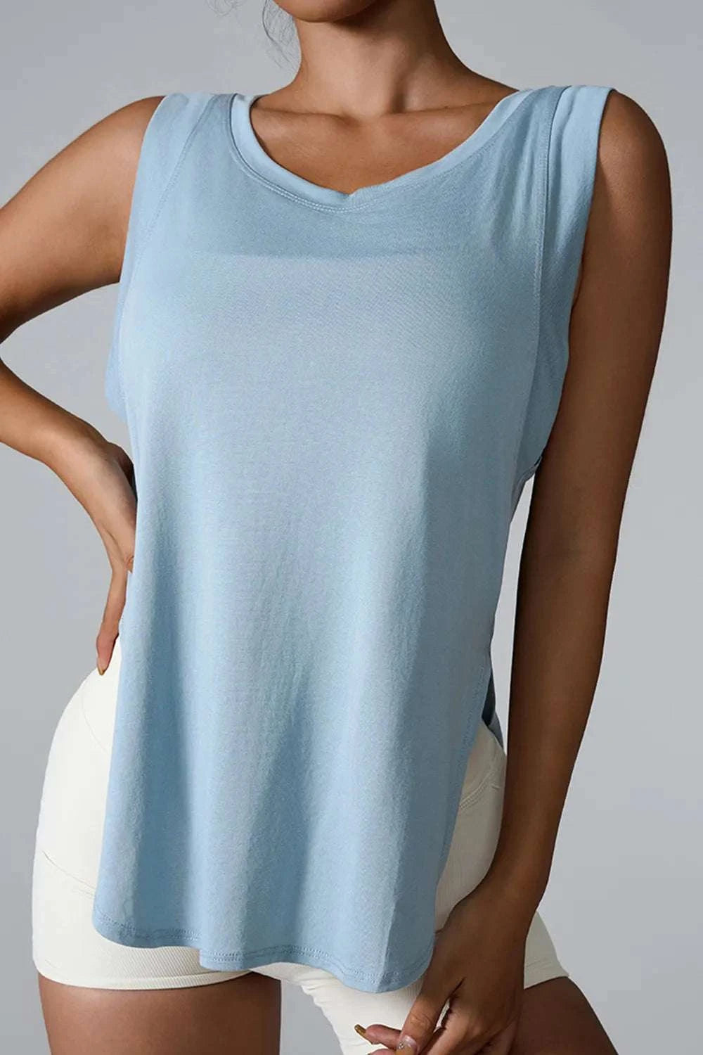 Slit Round Neck Active Tank WESTCLOSET