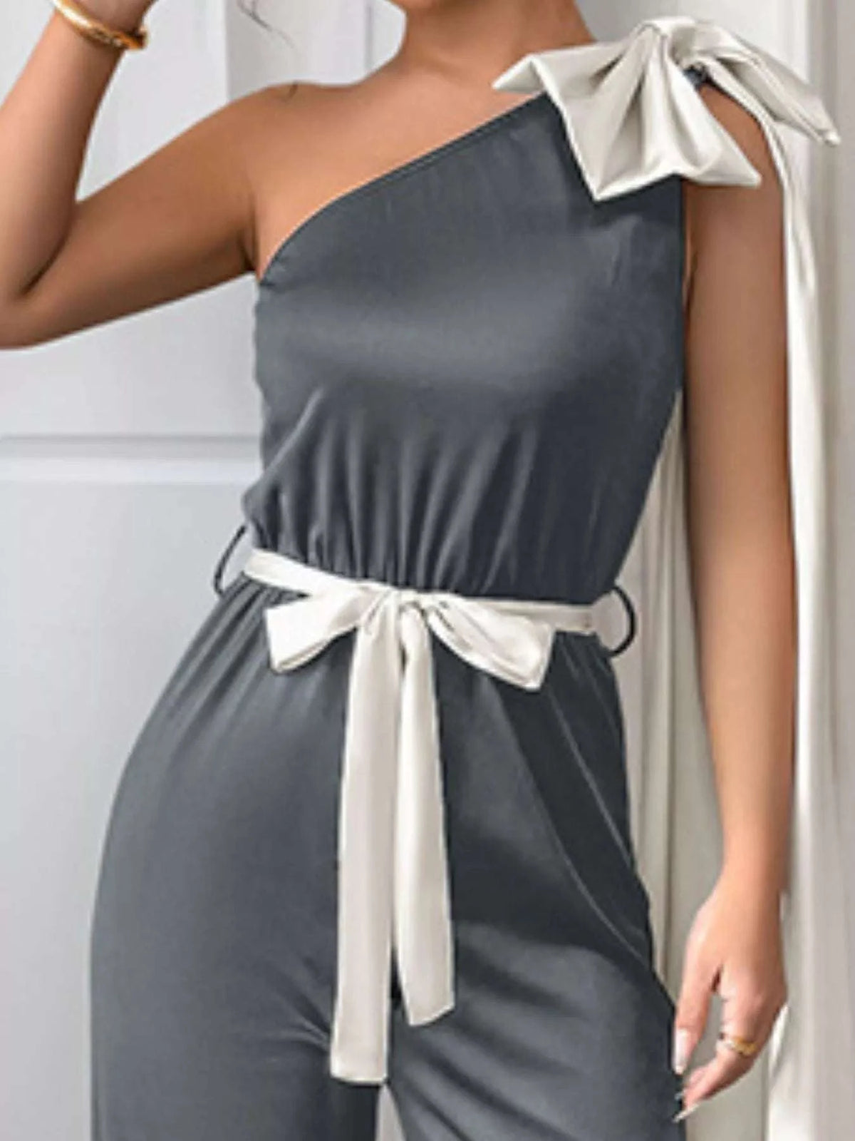 One-Shoulder Bowknot Wide Leg Jumpsuit WESTCLOSET