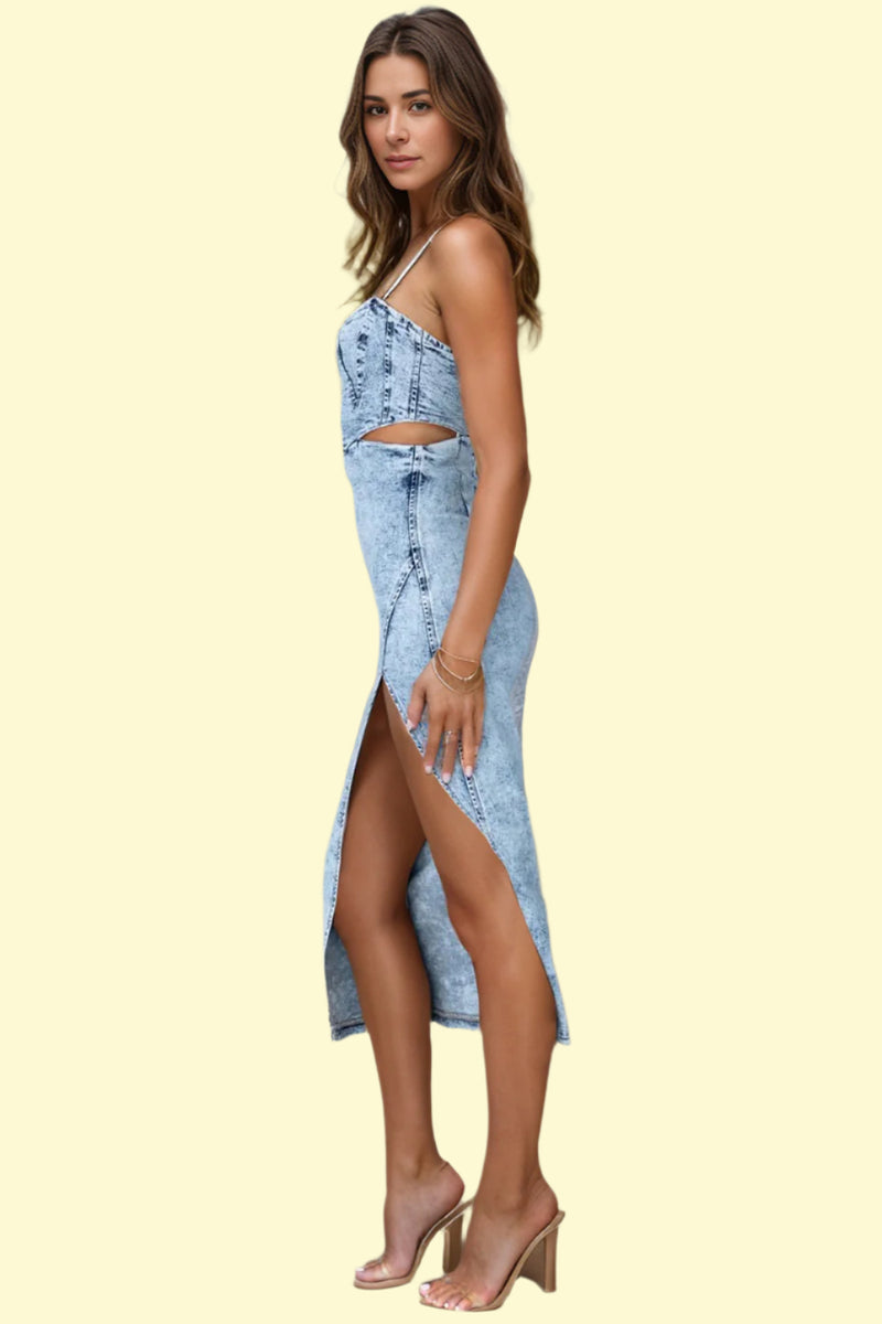 Casual summer dress in light denim with cutouts