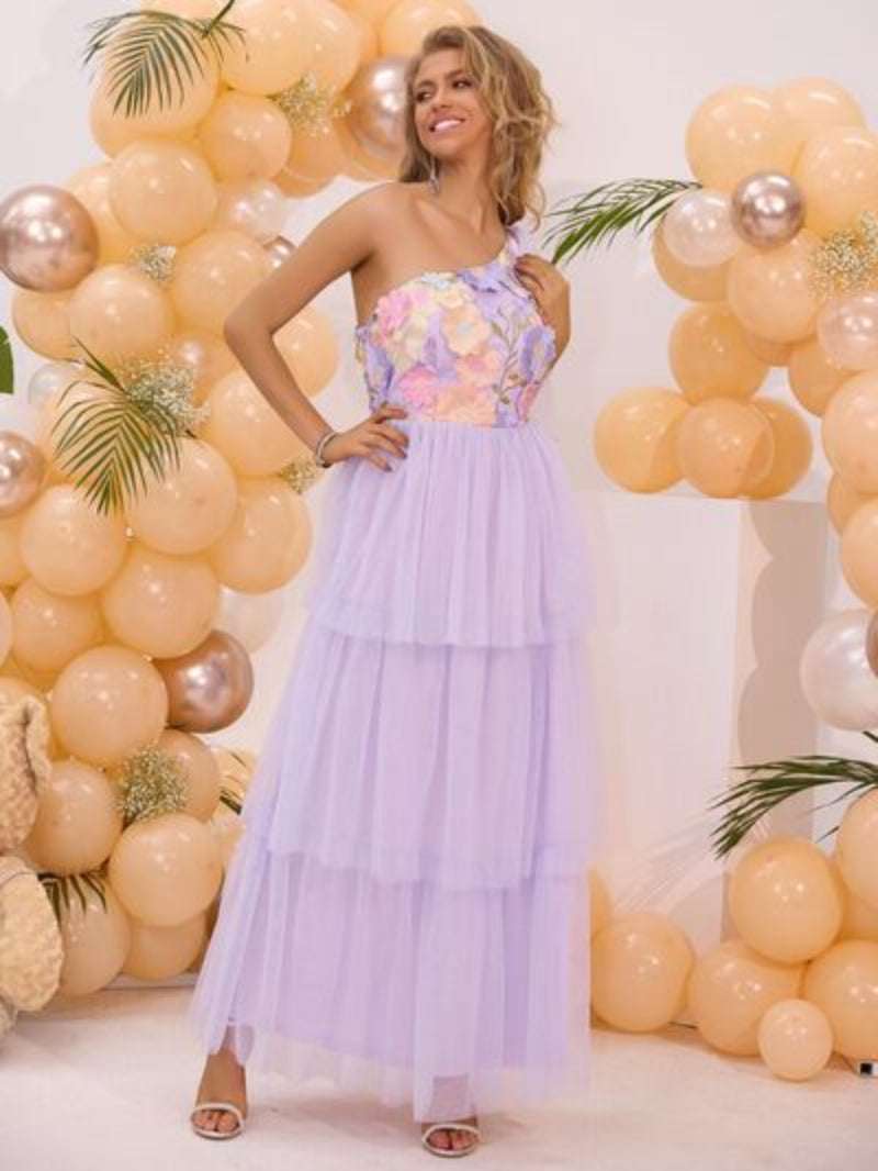 Chic embroidered evening gown in pink purple
