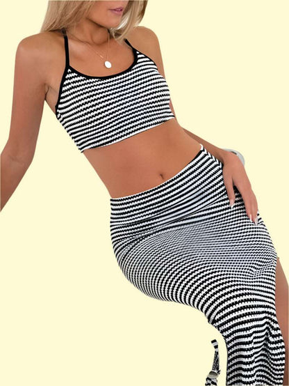 High-Stretch Black Striped Outfit