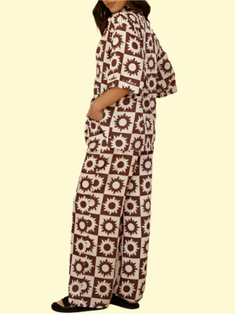 High-waisted pants with buttoned top fashion set
