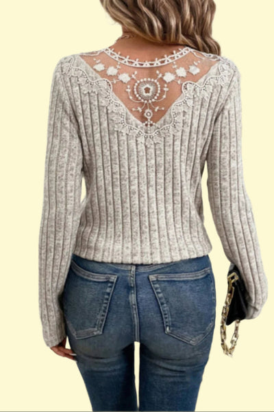 Lace detail V-neck long sleeve t-shirt for women