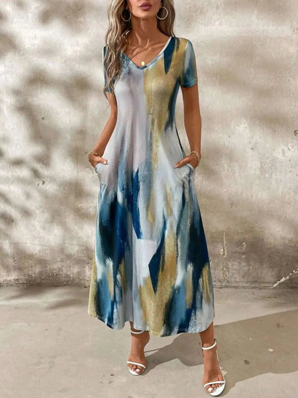 Relaxed fit pocketed women’s tie-dye tee dress