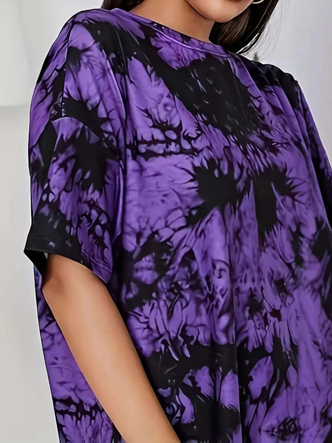 Side view of women tie dye oversized t shirt