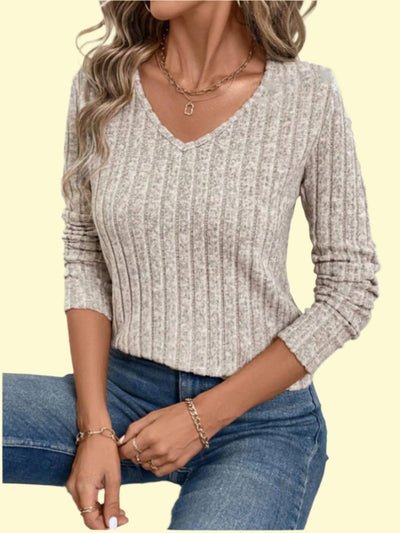 Slightly stretchy long sleeve t-shirt with lace accent