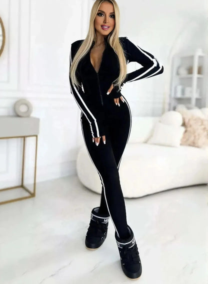 Striped jumpsuit women travel outfit inspiration