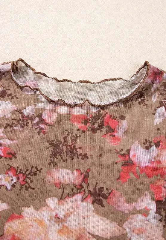 Women’s trendy mock neck floral top outfit inspiration