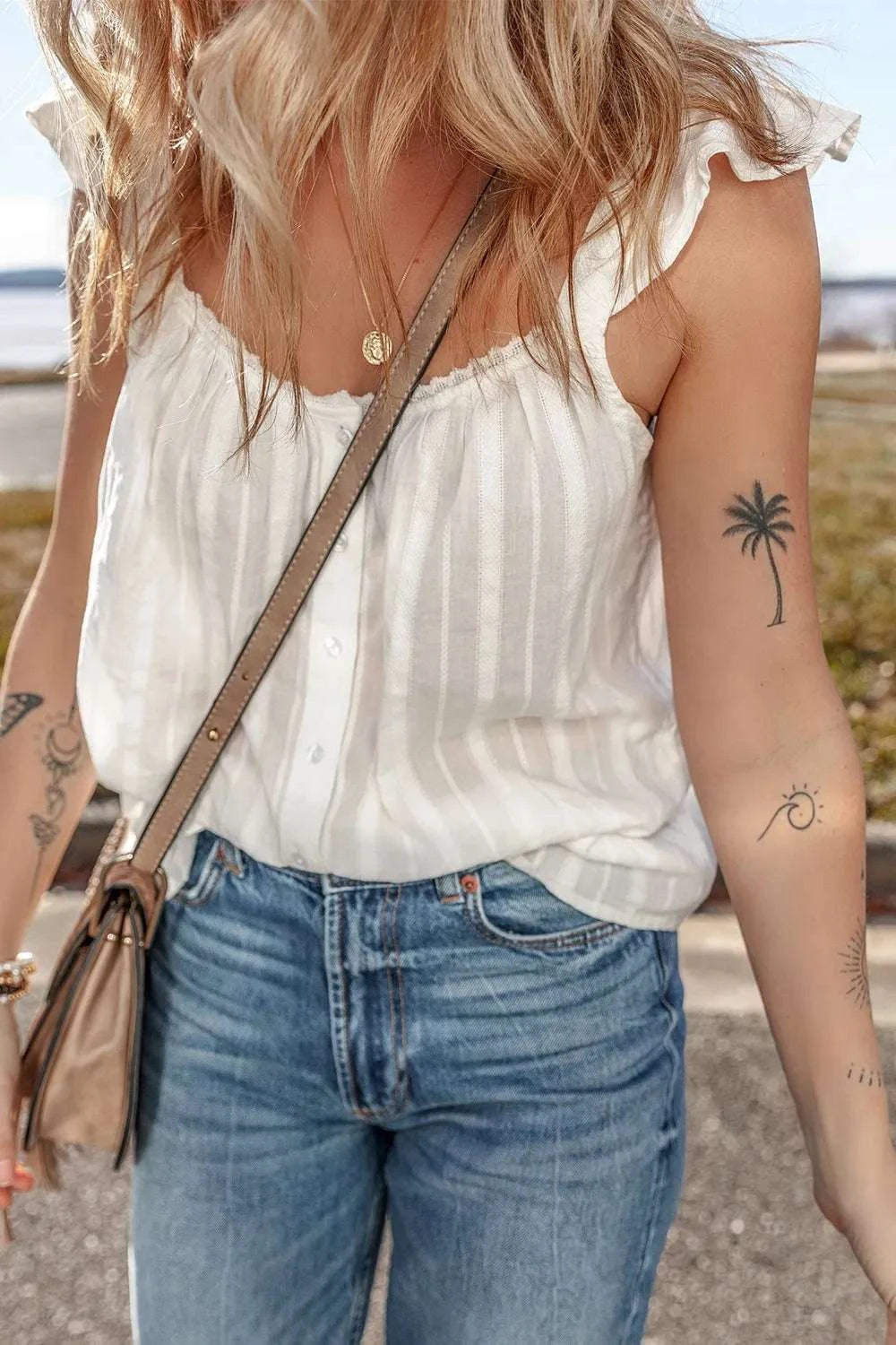 Lace Detail Ruffled Buttoned Loose Fit Tank Top WESTCLOSET