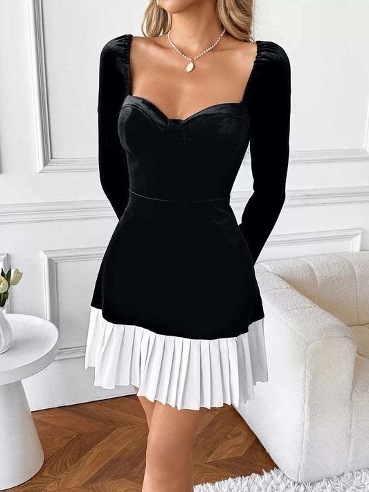 Pleated Hem Sweetheart Neckline Long Sleeve Mini Dress WESTCLOSET