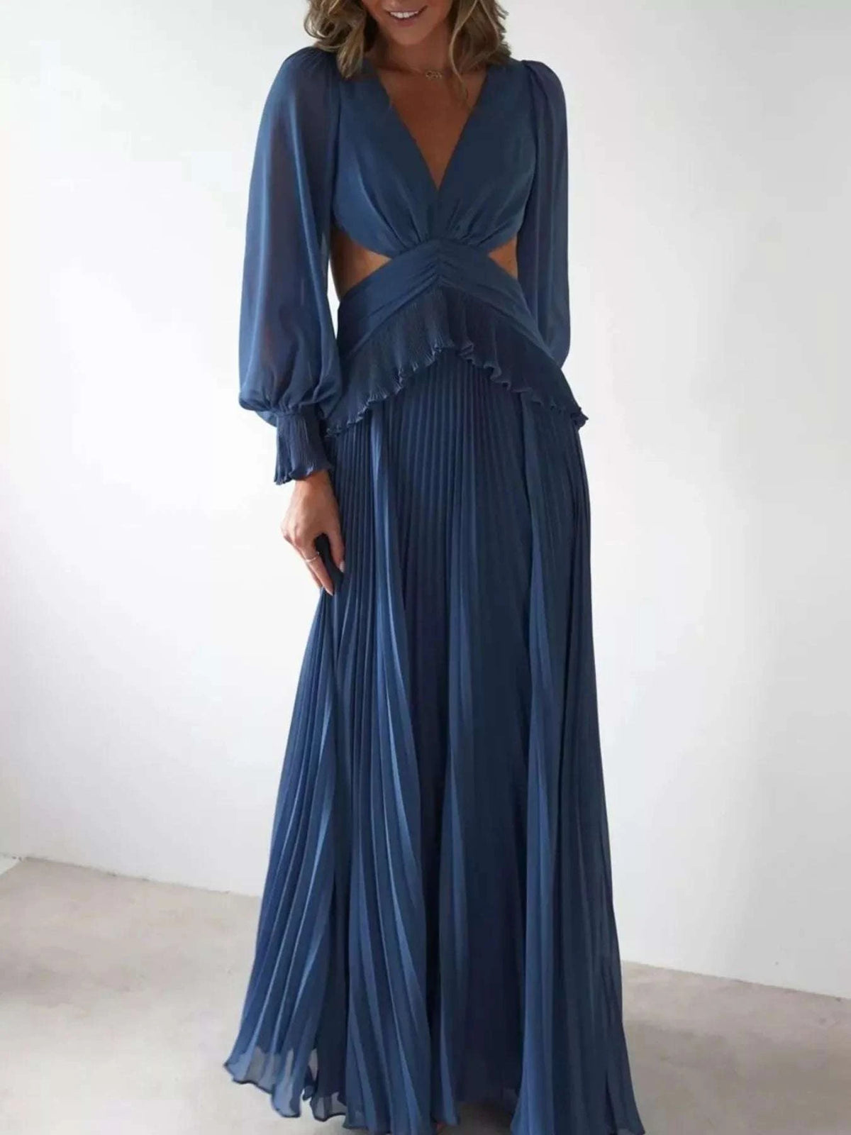 Backless Pleated Long Sleeve Maxi Dress WESTCLOSET
